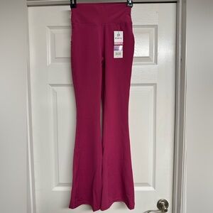 POP Fit Flared Leggings